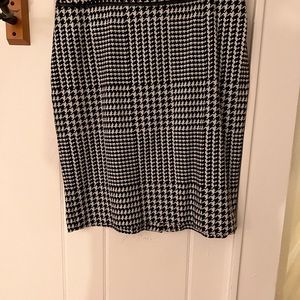 Beautiful Talbot wool skirt